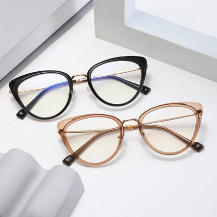 Fashionable anti-blue light glasses for men and women