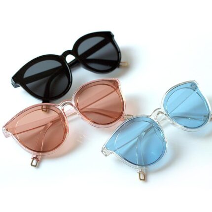 Fashionable glasses for men and women
