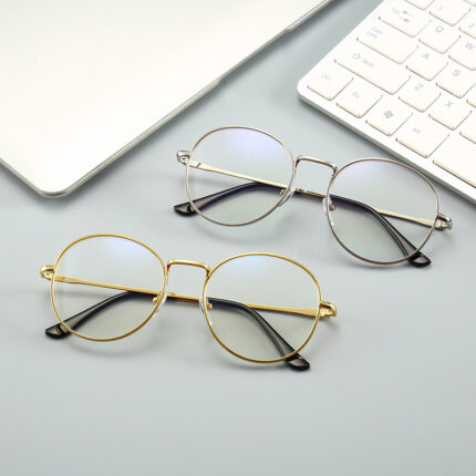 Trendy anti-blue light glasses
