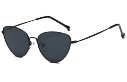Trendy and fashionable glasses for men and women