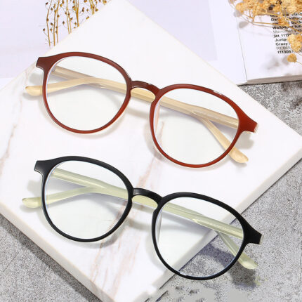 Fashionable retro-style optical illuminators for men and women