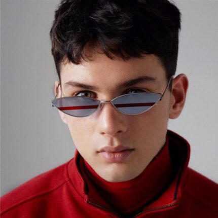 Fashionable sunglasses for women