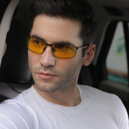 Trendy color-changing sunglasses and night driving glasses for men