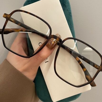 Super lightweight and oversized large irregular frame glasses