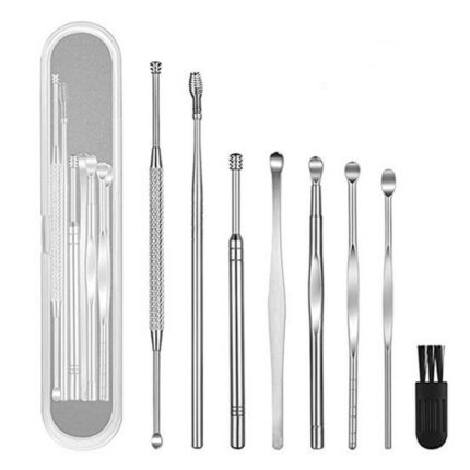 Medical tool for cleaning and unclogging the ears