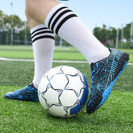 Football boots for professional competitions
