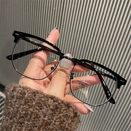 High definition myopia glasses with large frame blocking blue light