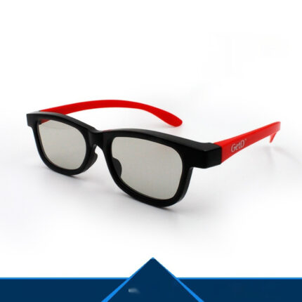 Stereo glasses with sub-transparent round polarized lenses for cinema