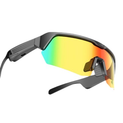 Smart windproof sunglasses for riding
