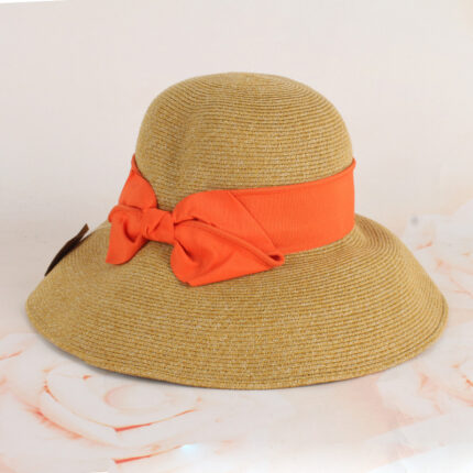 Fashionable hat for women