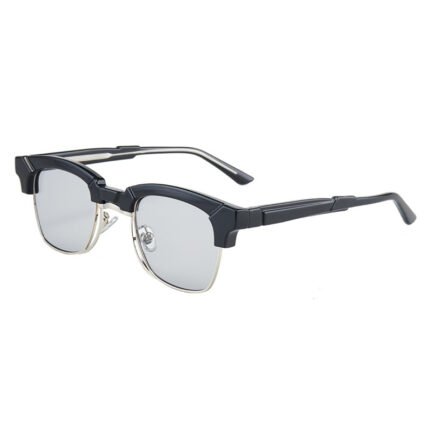 Fashionable metal sunglasses for men