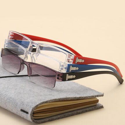 Built-in fashion presbyopic glasses for men and women