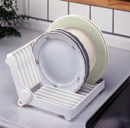 Kitchen drainer. Dish rack