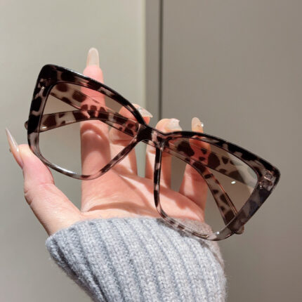 Fashionable high-quality multipurpose slimming sunglasses for women