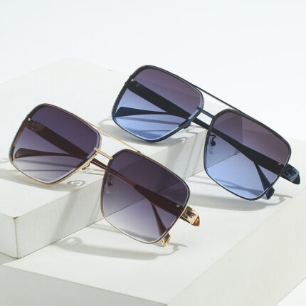Casual style and fashionable metal frame sunglasses for men