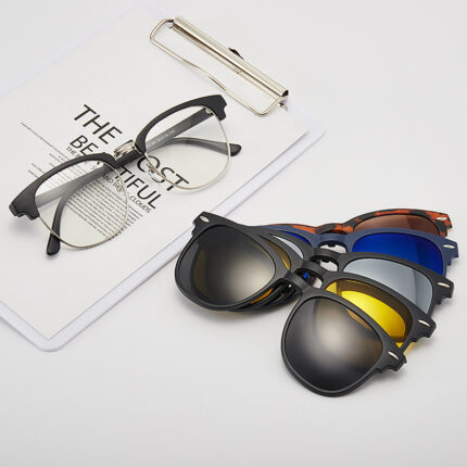 Polarized and magnetic sunglasses