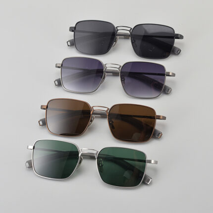 Square-framed pure titanium fashion glasses for men