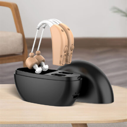 Sound amplifier. Hearing aid for the elderly