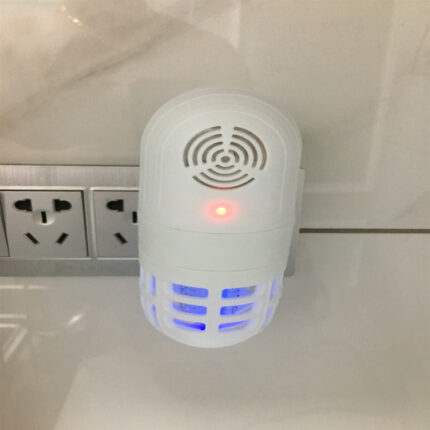 Ultrasonic expeller against cockroaches and mice